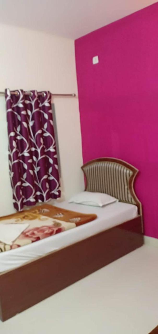 Vistara Home Stay Bódhgaja Exteriér fotografie